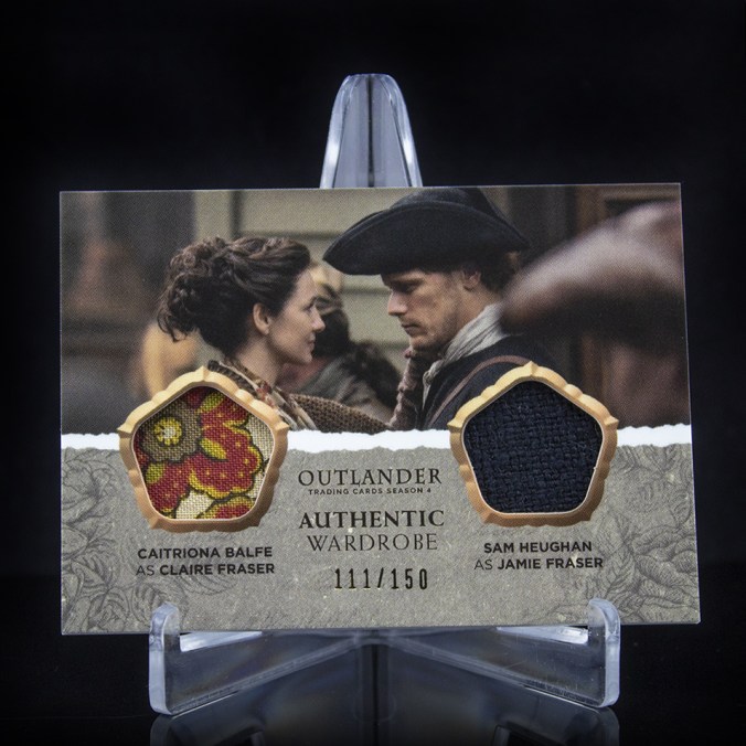 DM09 - Caitriona Balfe as Claire Fraser and Sam Heughan as Jamie Fraser